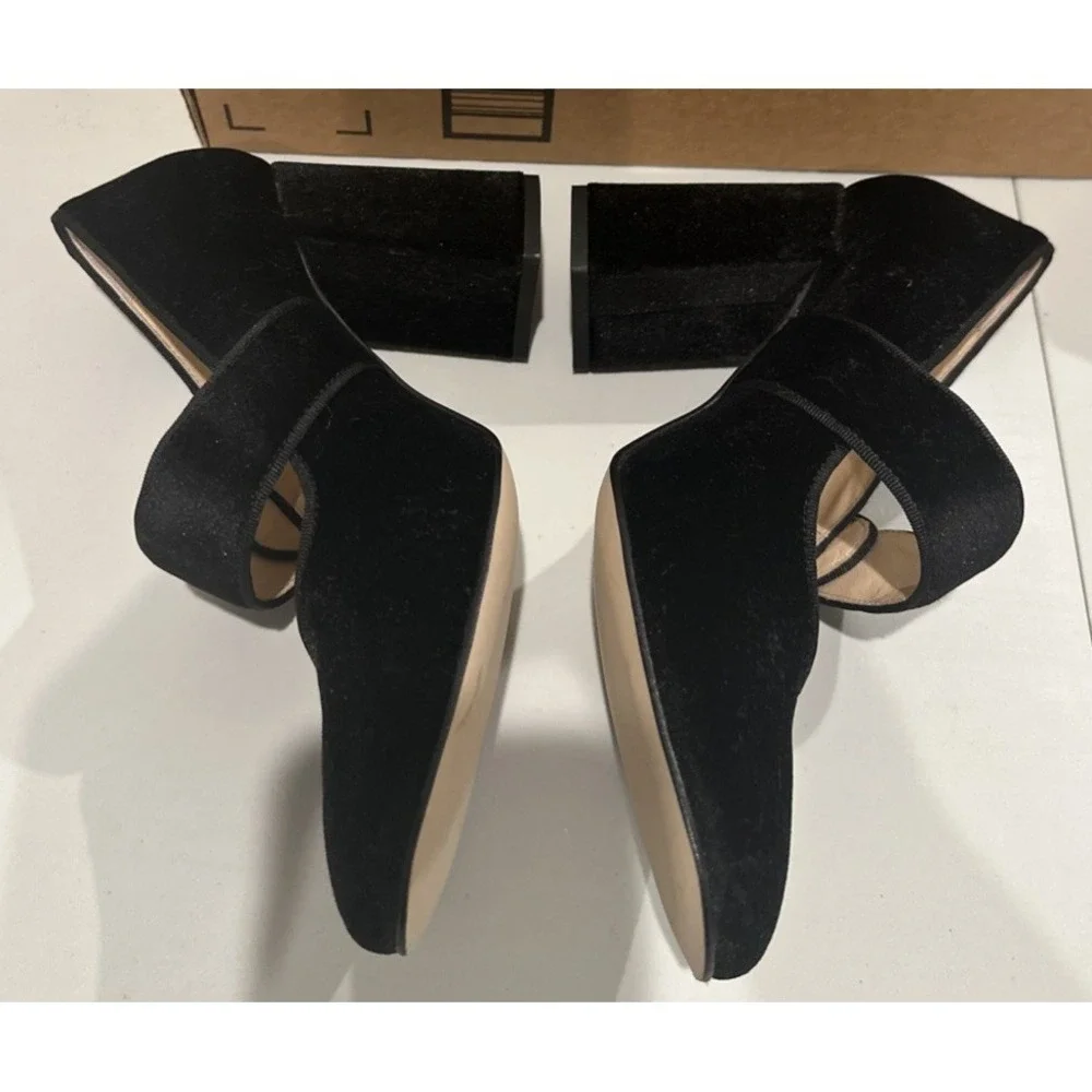 Tuckernuck Size 8 Ellie Block Chunky Mary Jane Heels Black Velvet